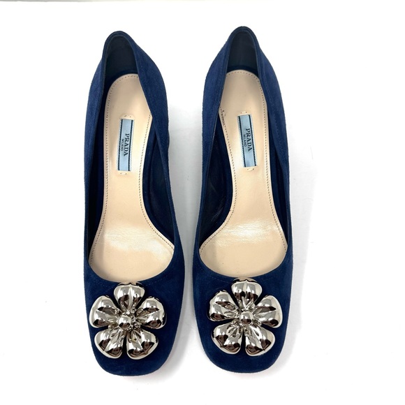 PRADA blue suede block heels, silver tone floral accents, made in Italy, size 39 - Picture 4 of 13